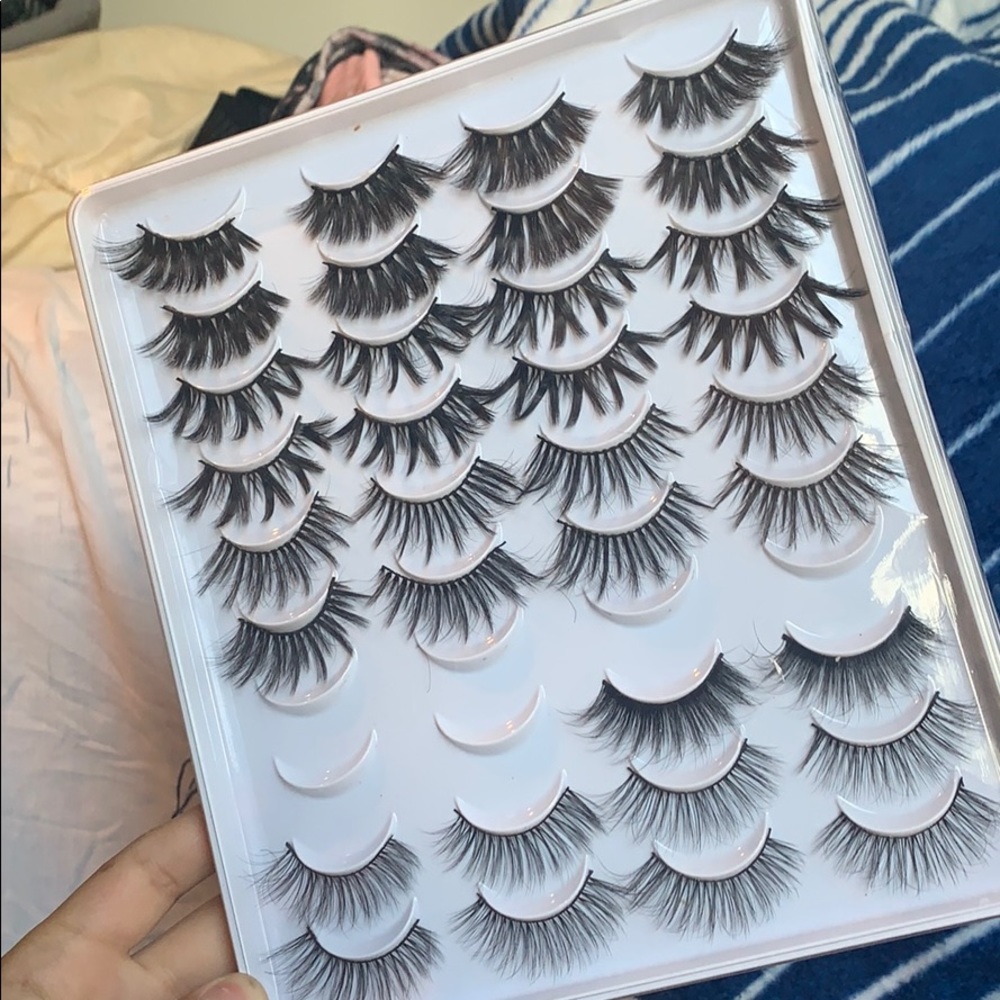 Lash Tray